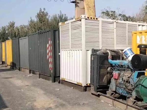 遂川200KW柴油发电机机组每小时油耗是多少?